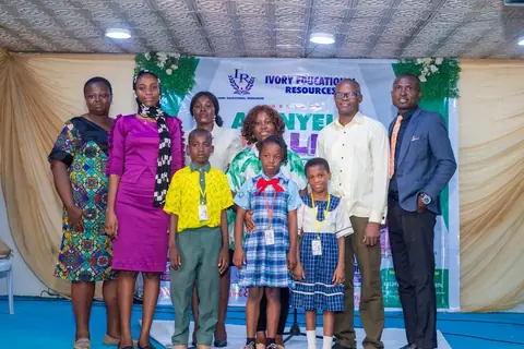 Winners posing with dignitaries after the competition