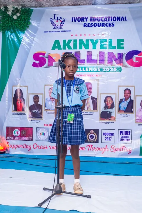 Contestant spelling confidently before the judges